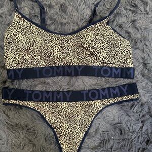 Tommy Hilfiger Matching Bra and Underwear